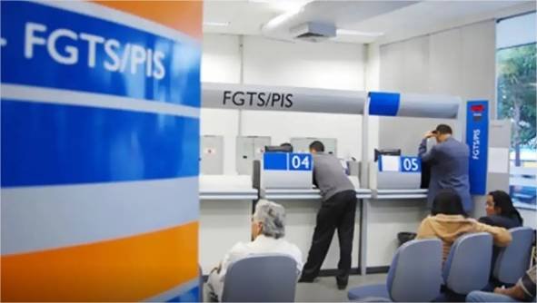 Abono salarial começa a ser pago nesta segunda