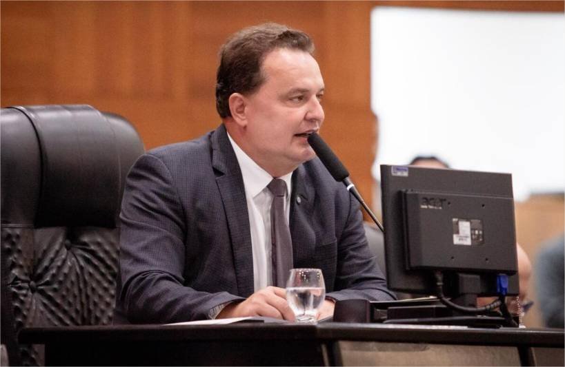 Projeto que garante promoção de subtenentes é aprovado em segunda votação