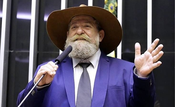 Deputado federal Nelson Barbudo nega troca de partido e reafirma alinhamento com Bolsonaro