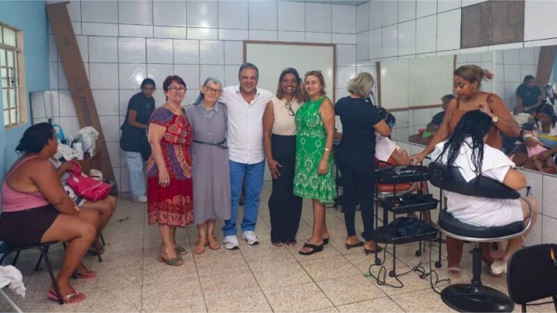 “Sem saúde não conseguimos ajudar ninguém”, alerta médico em palestra no Mês da Mulher