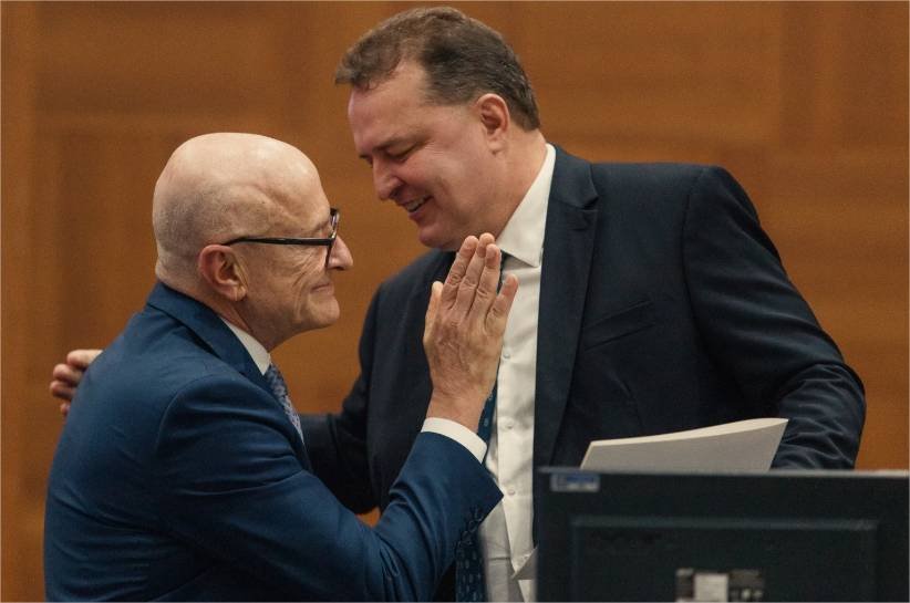 Max empossa Pivetta e destaca “desenvolvimento do estado” na despedida de Mauro