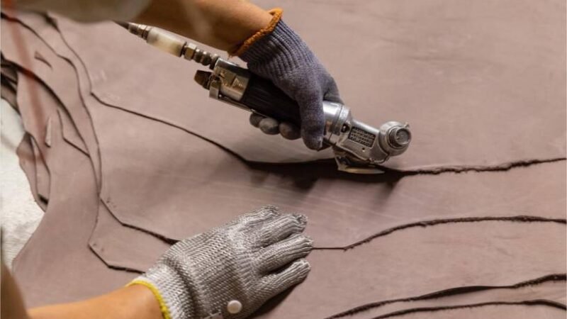 Unidade em MT está entre as primeiras da JBS a operar novo modelo de curtimento de couros com menor impacto ambiental