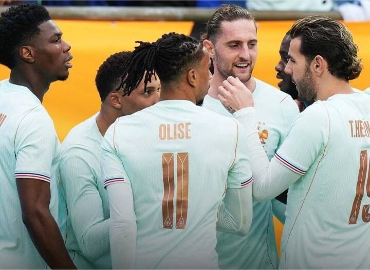 Como a menos, França se impõe e vence o desfalcado Brasil