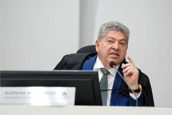 Serviços cartorários e notariais prestados pelo Estado são imunes a cobrança de ISSQN, entende TCE-MT