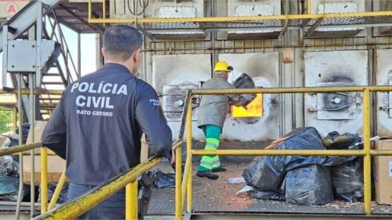 Polícia Civil realiza incineração de drogas apreendidas em Alto Araguaia
