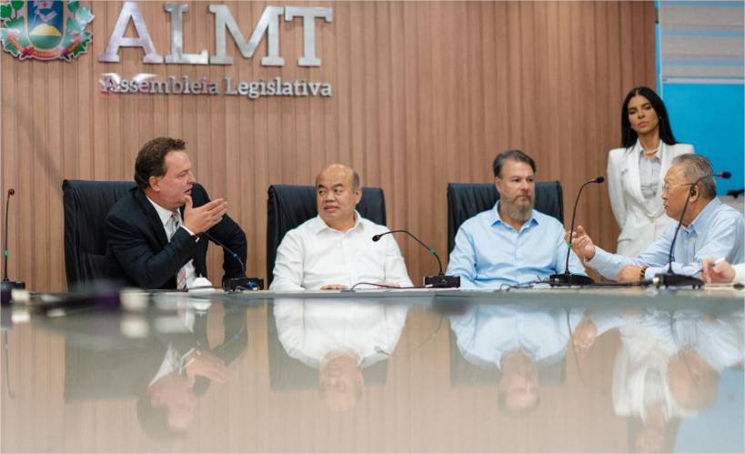 Presidente da ALMT Max Russi recebe delegação da Shandong Gold Mining