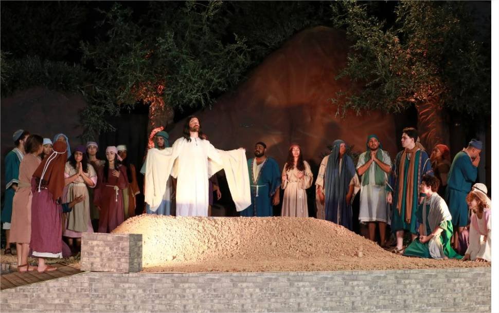 Governo de MT abre Auto da Paixão de Cristo com programação gratuita na Arena Pantanal