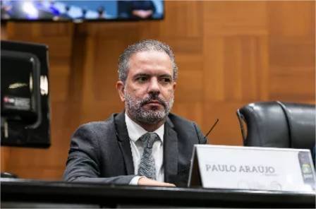 Personalidades têm trabalho reconhecido em sessão especial nesta quinta-feira