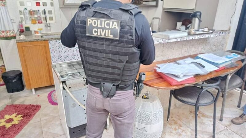 Polícia Civil cumpre ordens judiciais contra suspeitas de agiotagem em Cuiabá