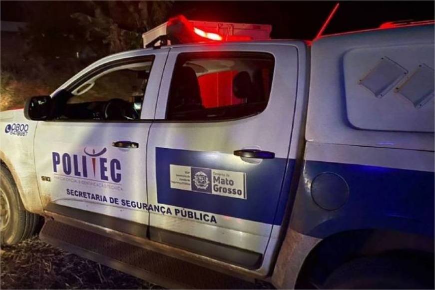 Filho ouve disparo e encontra o pai morto dentro de banheiro