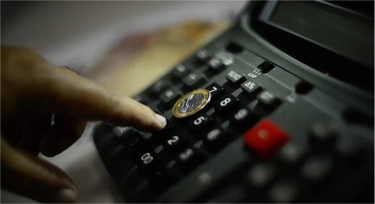 Inflação oficial recua para 3,81%, com variação de 0,7% em fevereiro