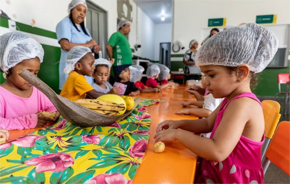 Projeto Quintal Cuiabano leva cultura e atividades para crianças em escolas de Cuiabá