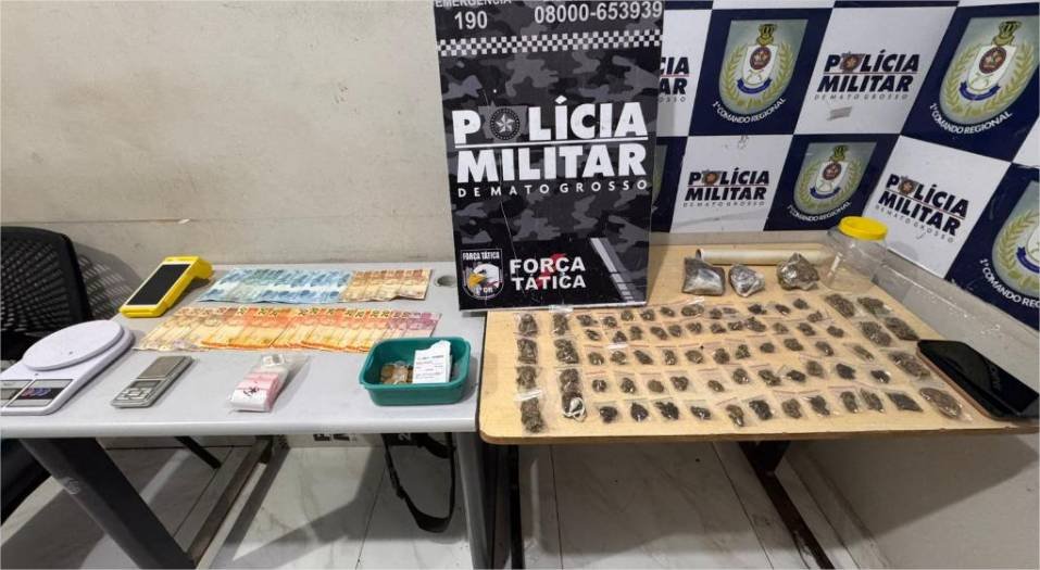 Força Tática prende três pessoas por tráfico de drogas, apreende entorpecentes e R$1,3 mil em dinheiro