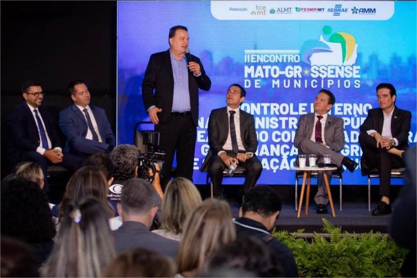 Max Russi defende controle interno como guia para eficiência das políticas públicas nos municípios