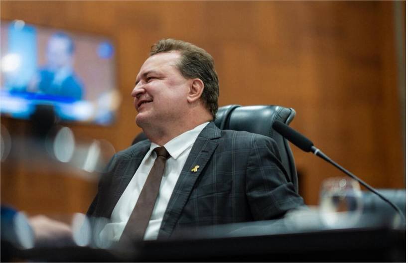 PL de Max Russi garante que pais acompanhem de perto a evolução de alunos da educação especial