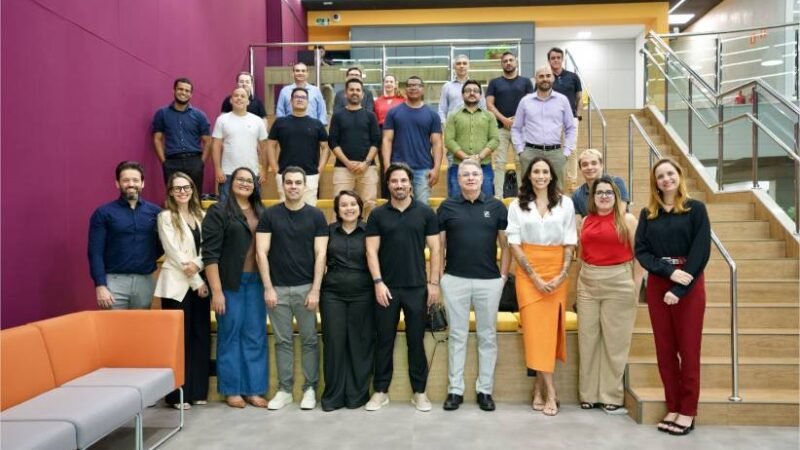 “Sua empresa é vista na internet?” Bea Torezan fala de marketing digital para empresários em evento da Asseiti MT