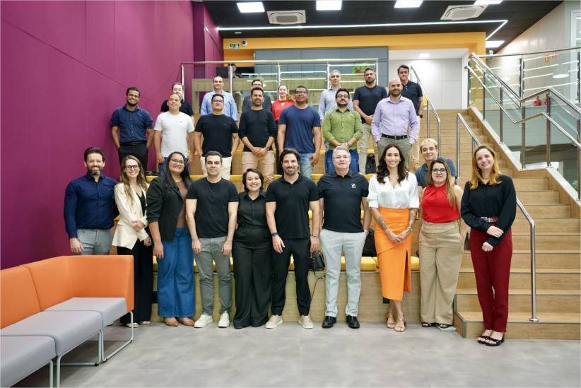 “Sua empresa é vista na internet?” Bea Torezan fala de marketing digital para empresários em evento da Asseiti MT