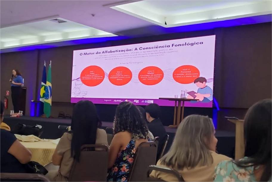 Educadores de Várzea Grande participam do 3º Seminário Regional de Regime de Colaboração