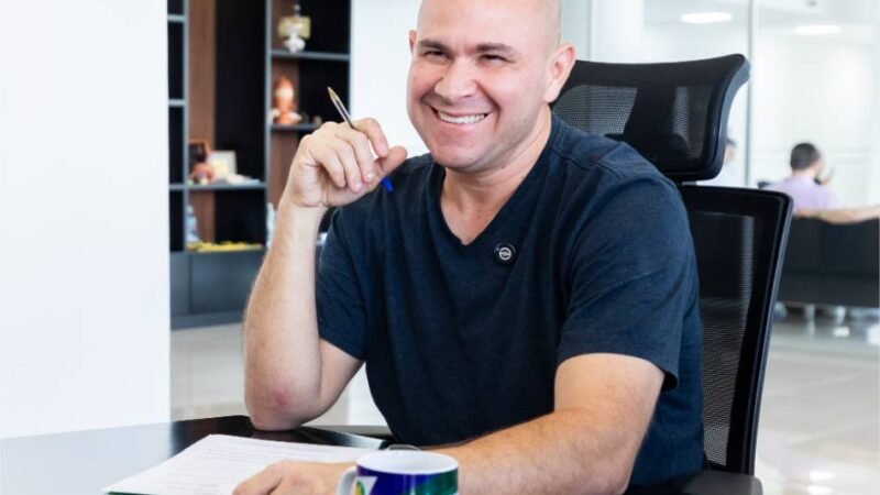 Prefeito anuncia pacote de R$ 112 milhões para asfalto em Cuiabá