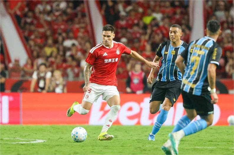 Internacional e Grêmio decepcionam com empate sem gol