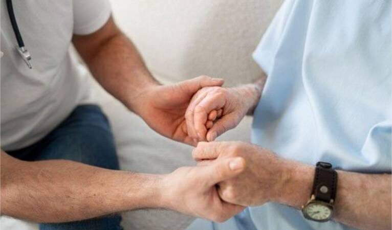 Parkinson: Brasil pode dobrar número de casos até 2060 e sinais “silenciosos” surgem até uma década antes