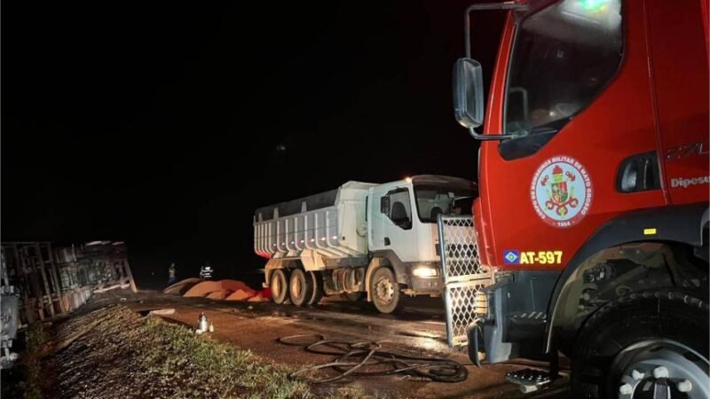 Corpo de Bombeiros atende a duas ocorrências de incêndio em locais distintos