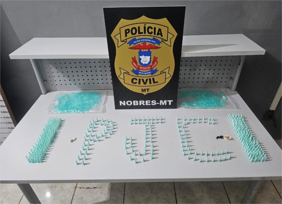 Polícia Civil desarticula ponto de tráfico próximo à unidade prisional e prende suspeito em Nobres