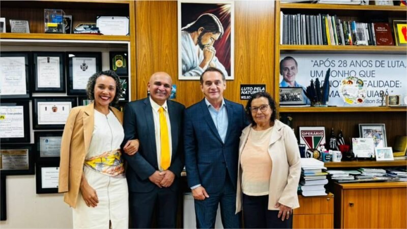 Wilson Santos licencia e Professor Sivirino assume vaga na ALMT