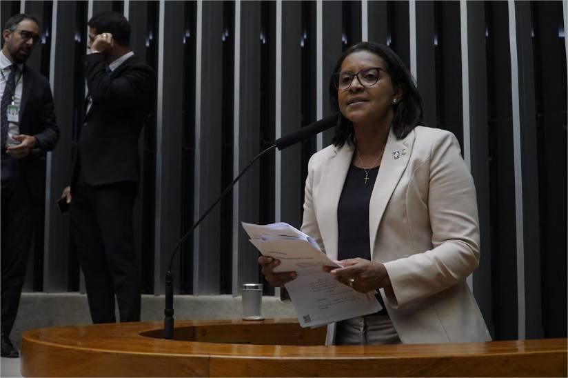 PT e PL se unem em projeto de Gisela para pressionar Motta a dar transparência às votações