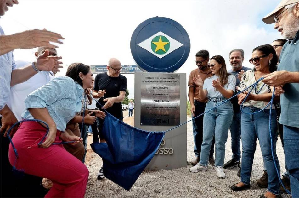 Governo recupera asfalto de rodovias em Poconé: “Feito inédito”, afirma prefeito