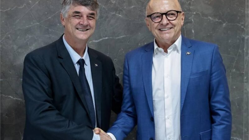 Governador Otaviano Pivetta anuncia Dimorvan Brescancim na Seciteci