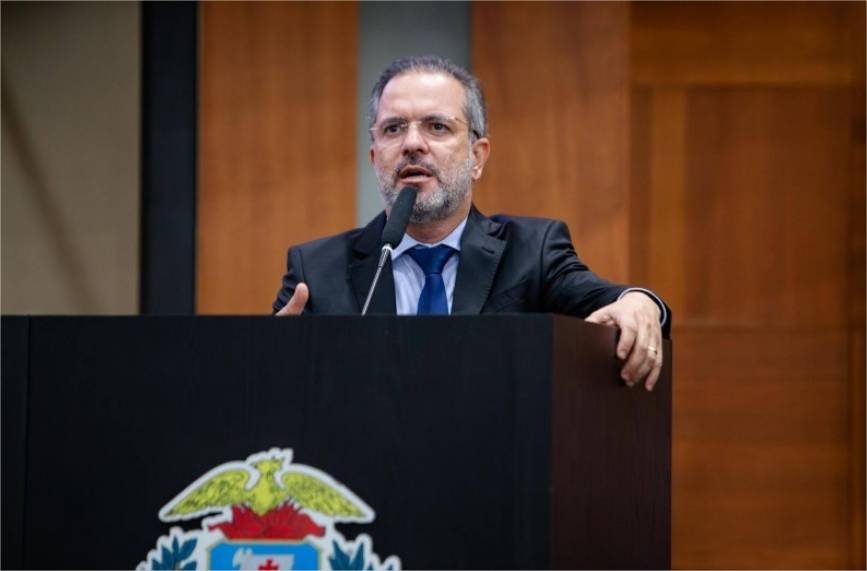 Paulo Araújo troca PP pelo Agir