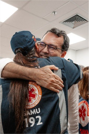 Lúdio comemora anúncio de recontratações no Samu e revisão da cooperação com Bombeiros após reunião com governador
