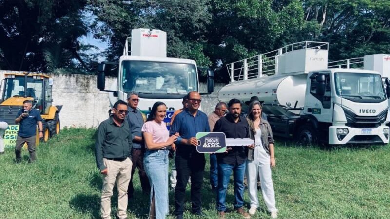 Coronel Assis entrega mais de R$ 1,3 milhão de maquinários para fortalecer municípios do interior