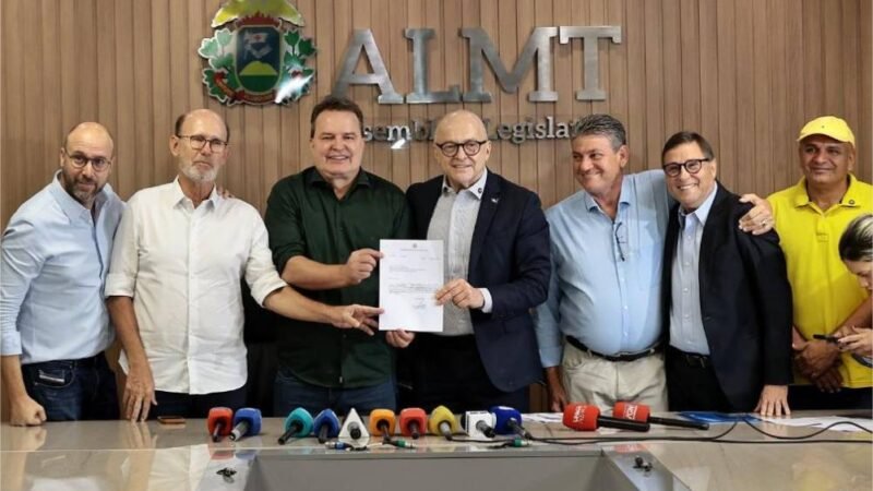 Governador entrega projeto de lei para diminuir custo do diesel e congelar Fethab até 2026