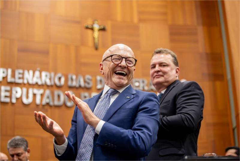 Republicanos de Pivetta vira maior bancada da ALMT; Podemos cresce com Max Russi