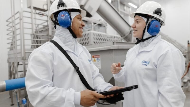 Com mais de 20 vagas em MT, Friboi lança programa para formação de jovens lideranças operações industriais