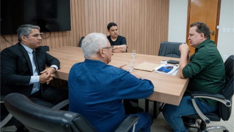 Max Russi articula linhas de crédito do BNDES para MT