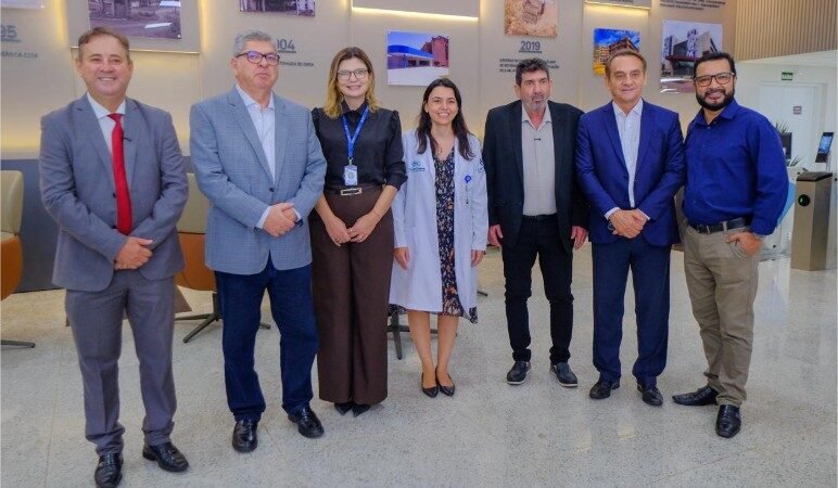 CPI da Saúde participa de inspeção técnica no Hospital Central ao lado do TCE