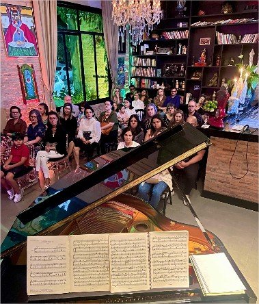 Concerto em Cuiabá debate criação artística e espiritualidade a partir da obra de Rosemary Brown