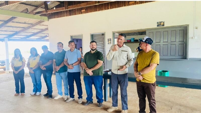 “Nosso compromisso é com quem está na ponta”, diz Coronel Assis durante visita a cidades do Norte de MT