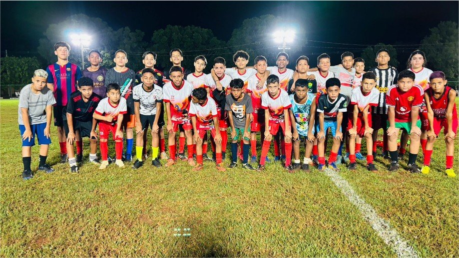 Joga Bem MT inicia aulas de futebol para 220 jovens em cinco municípios
