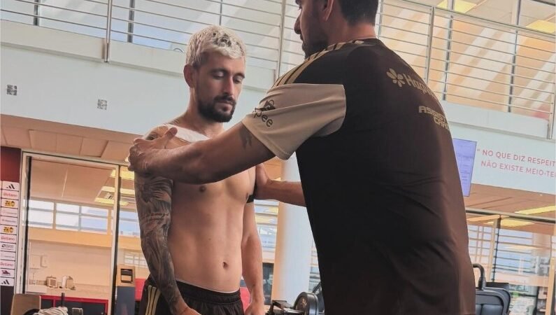 Desfalque no Flamengo, Arrascaeta inicia fisioterapia no CT