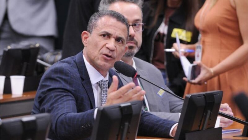 Coronel Assis lidera audiência pública para discutir redução da maioridade penal na Câmara dos Deputados