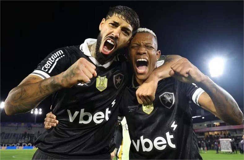 Palmeiras vive reta final por Barboza, mas vê retorno de Danilo mais distante