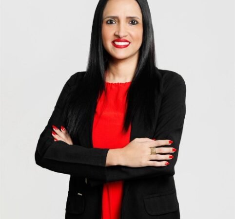 “Mato Grosso pode ter segundo turno pela primeira vez”, avalia cientista política Christiany Fonseca