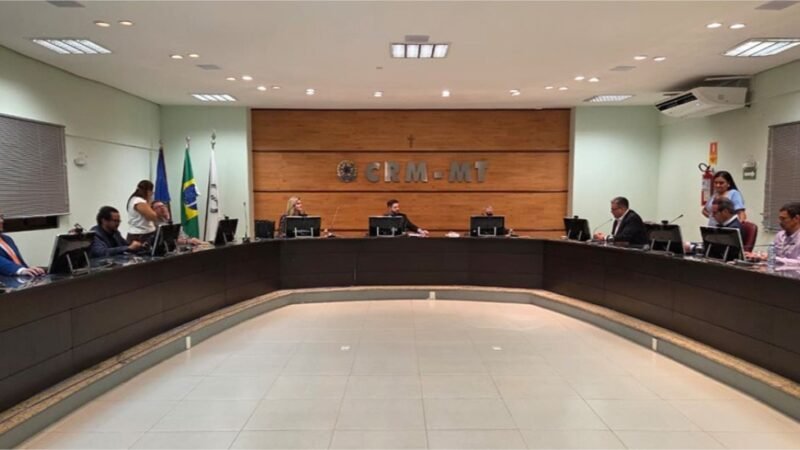 CRM-MT aprova resolução para punir empresas que atrasarem pagamento de médicos