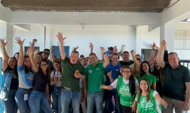 Ilde Taques mobiliza voluntários para atendimentos na Escola Senador Azeredo