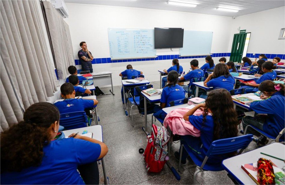 Entre filhos e farda: bombeiras contam como é conciliar maternidade e profissão