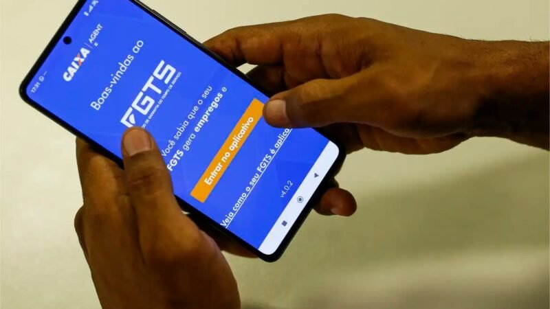 Caixa antecipa saque-aniversário do FGTS para demitidos